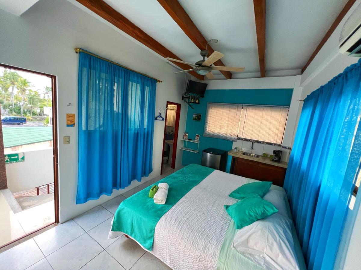 Sun Island Hotell Puerto Villamil Exteriör bild