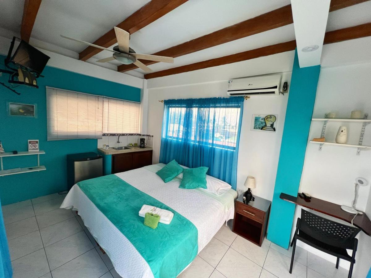 Sun Island Hotell Puerto Villamil Exteriör bild