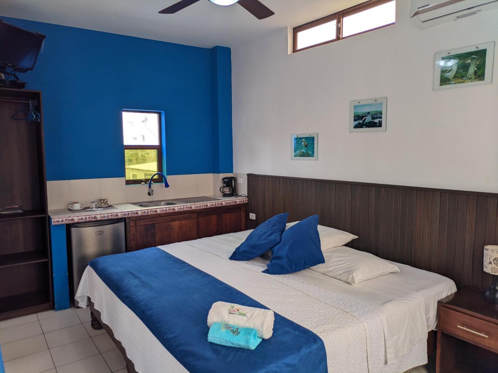 Sun Island Hotell Puerto Villamil Exteriör bild