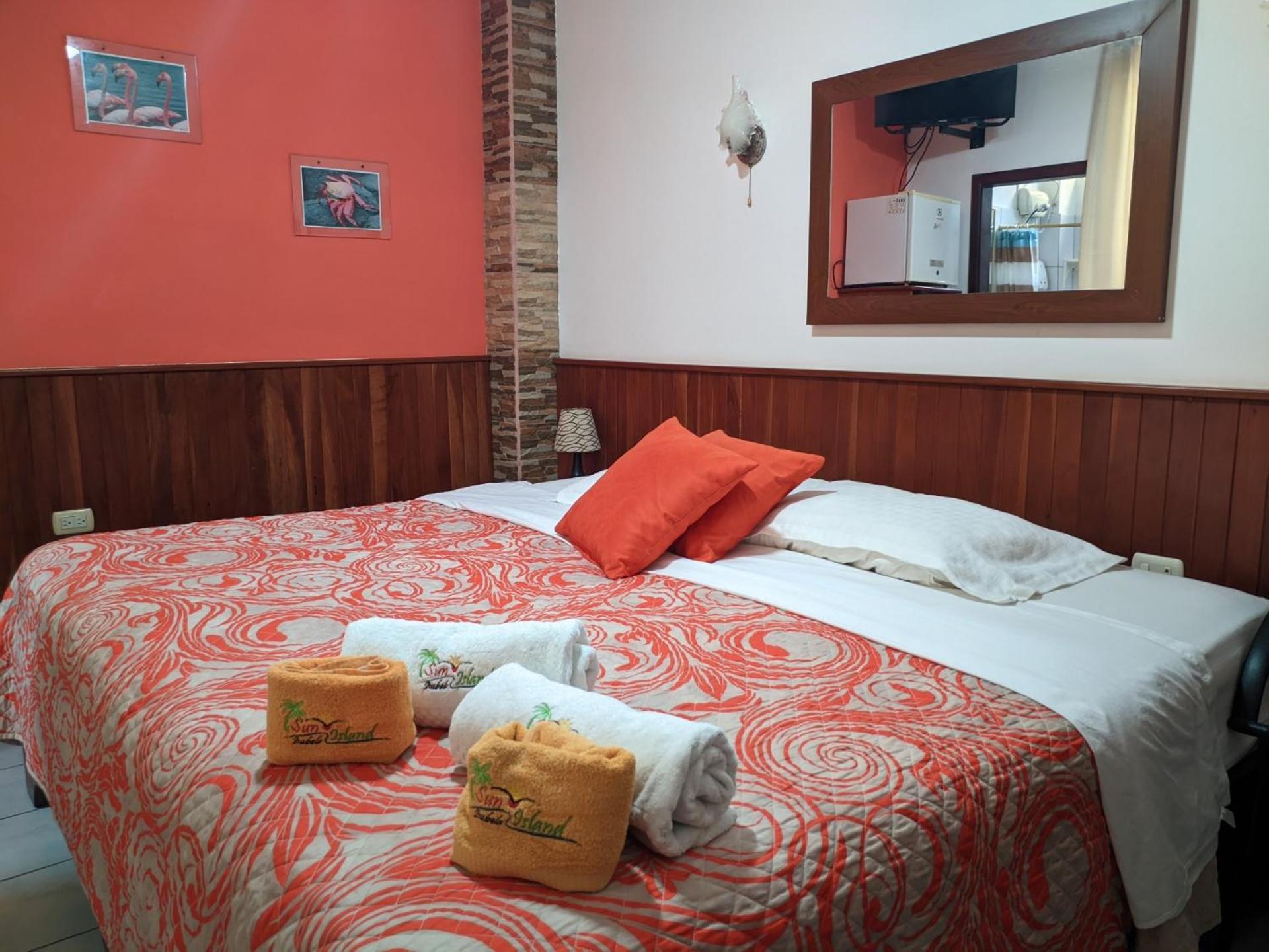 Sun Island Hotell Puerto Villamil Exteriör bild