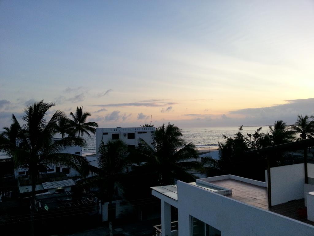 Sun Island Hotell Puerto Villamil Exteriör bild